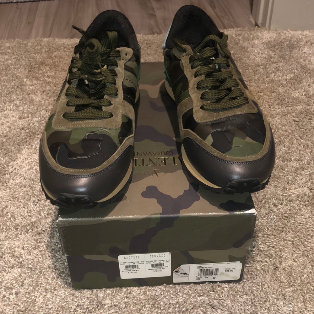 Men size 44 valentino shoes